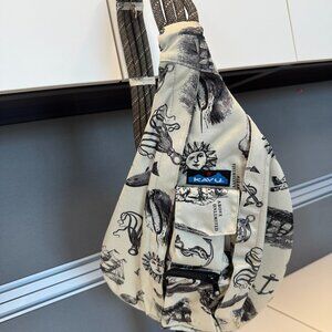NWOT KAVU Original Rope Sling Bag w/ Adjust. Rope Shoulder Strap - Natural Diver